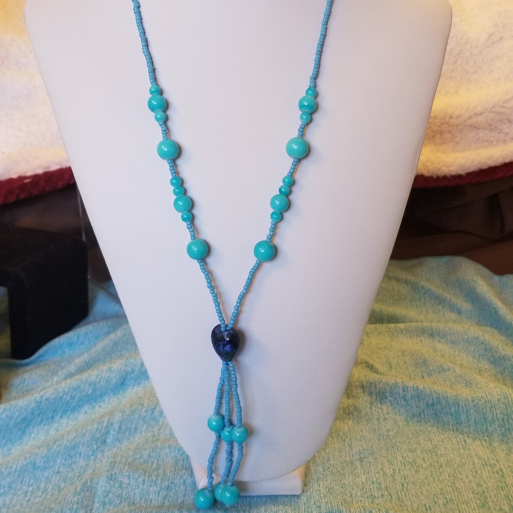 NWT Handmade Lariat Necklace Blue Heart 26"